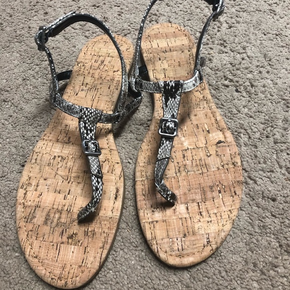 Cole Haan women’s Britt Sandal - Picture 2 of 6